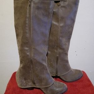 Fergalisious brown boots size 9 women's